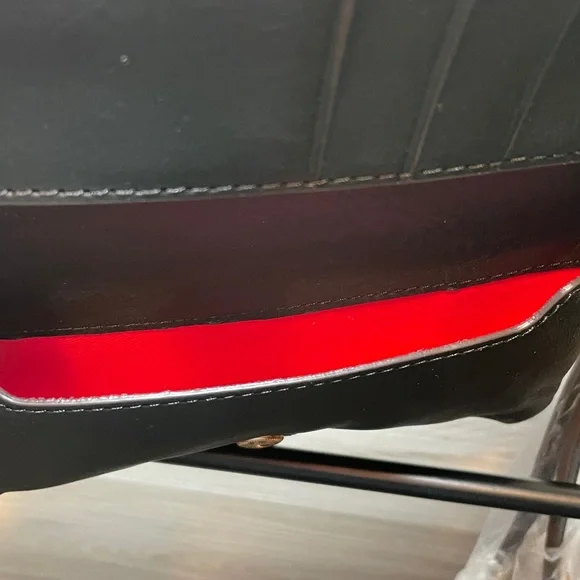 NWT- Dooney & Bourke Florentine Leather Phone Wristlet, Black - Picture 7 of 9